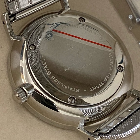 Kapten & Son Campina Silver Black Mesh Watch - Picture 4 of 4